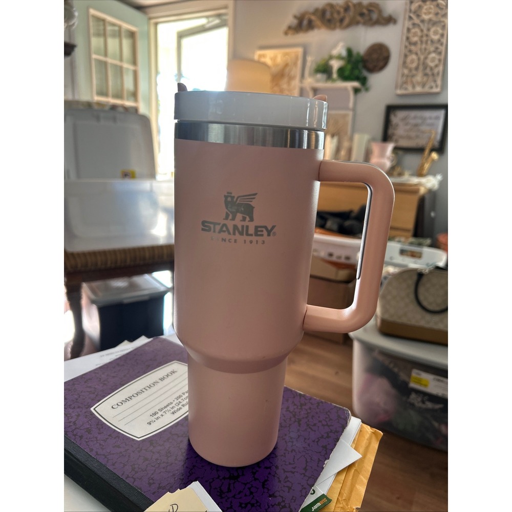 Stanley 40 oz Adventure Quencher Travel Tumbler Cup Rose‎